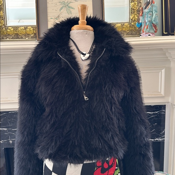 “Coco & Shay” Black Faux Fur Jacket - Picture 2 of 5